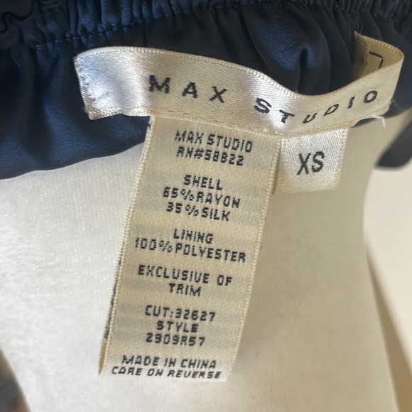 Max Studio Navy dress - Picture 9 of 10